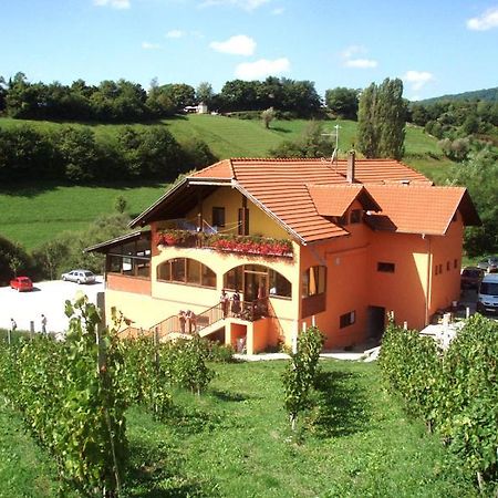יאסטרברסקו Klet Jana Bed & Breakfast מראה חיצוני תמונה