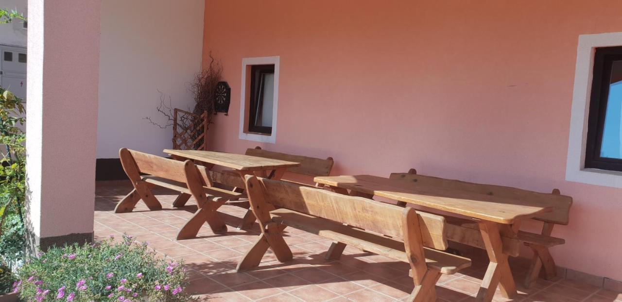 יאסטרברסקו Klet Jana Bed & Breakfast מראה חיצוני תמונה