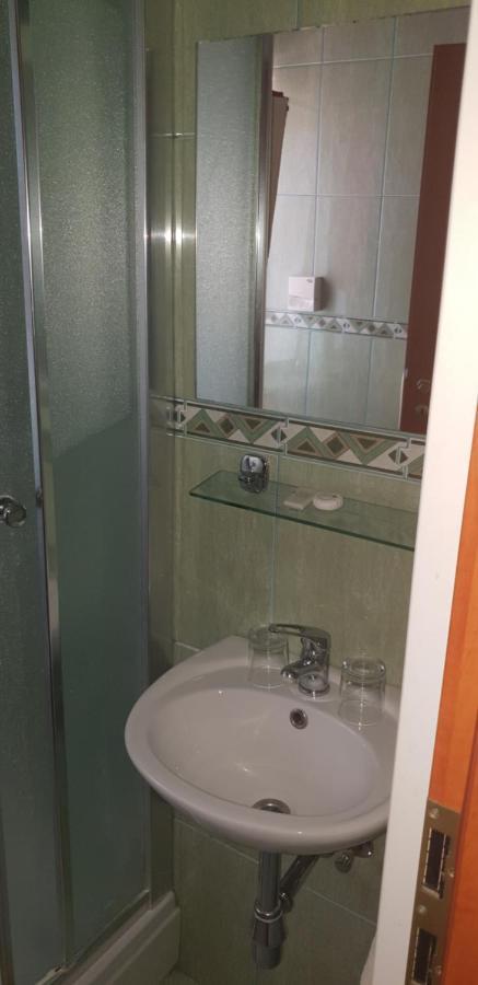 יאסטרברסקו Klet Jana Bed & Breakfast מראה חיצוני תמונה