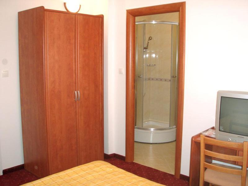 יאסטרברסקו Klet Jana Bed & Breakfast מראה חיצוני תמונה